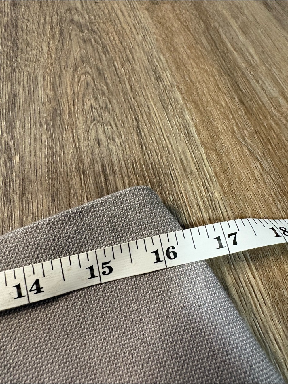 Express Light Gray Pencil Skirt Size 10 Stretch Career Office Back Slit - Picture 6 of 7